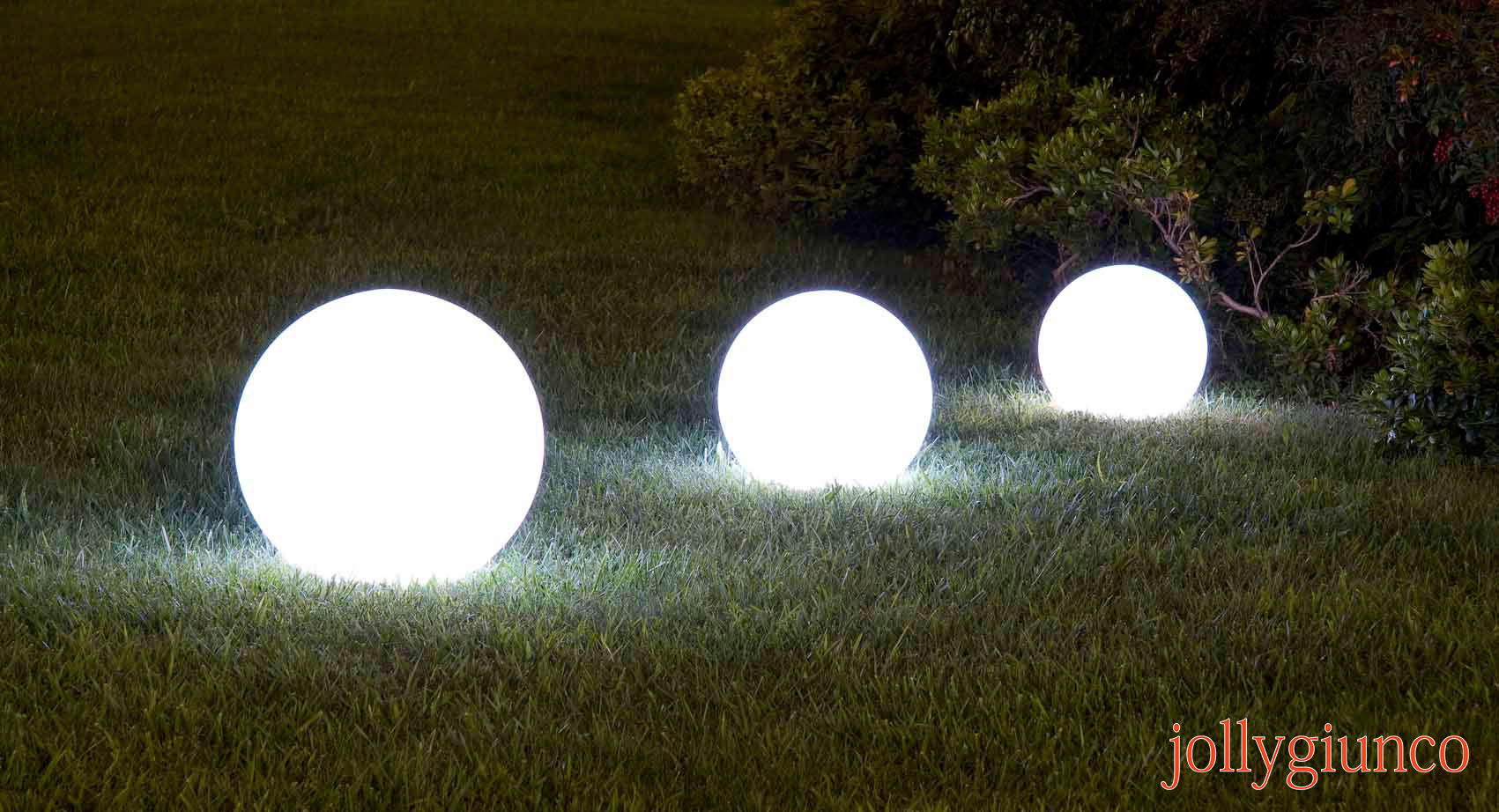 Lampade led e vasi da giardino. Lampade led per esterno