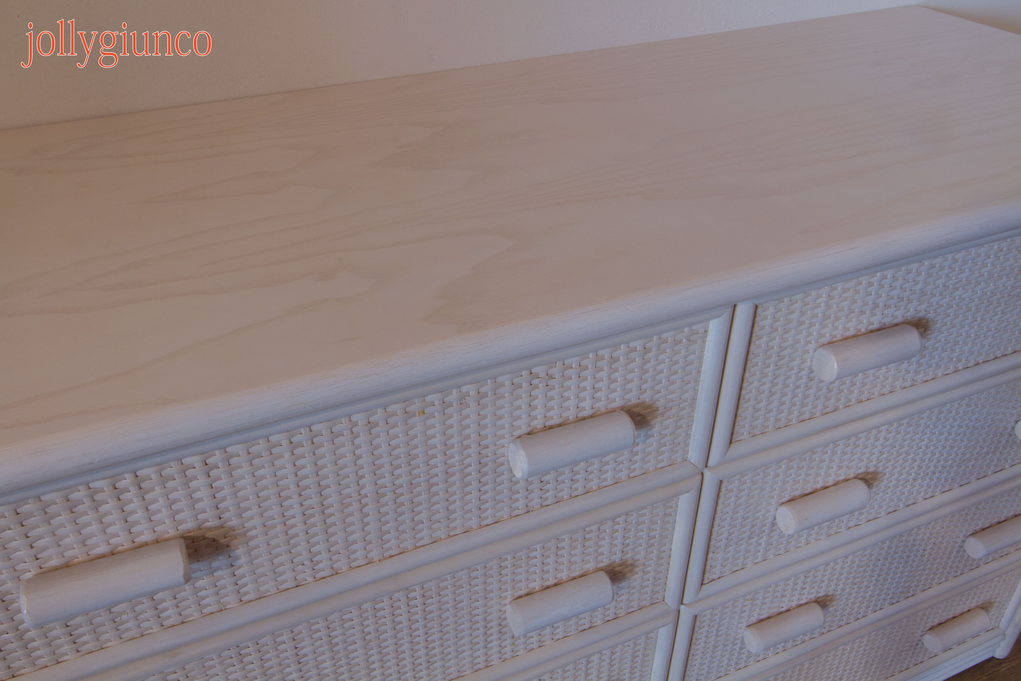Produzione di cassettiere in rattan,midollino,giunco. Carrello cucina legno bianco decape