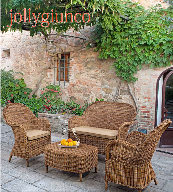 salotti in finto rattan
