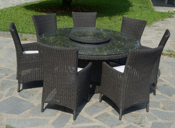 TAVOLO POLYRATTAN CON 8 POLTRONE 