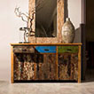 Mobili Decorati costruiti con legno di barche