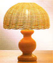 lampada per comodino in midollino