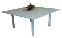 Tavolo in legno 120x120